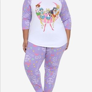 Hot Topic Sailor Moon Pajamas Set, plus size